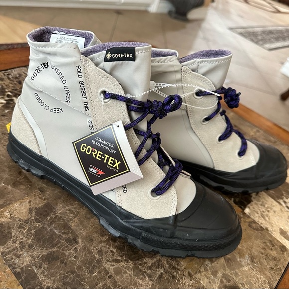 Authentic Converse Gore-Tex Unisex Boots - Picture 4 of 14